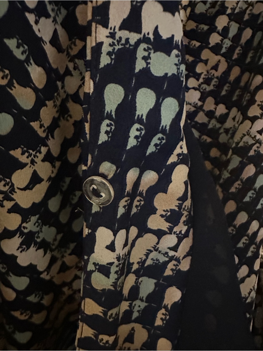 Heartloom Navy and Tan Geometric Wrap Blouse - Picture 5 of 7